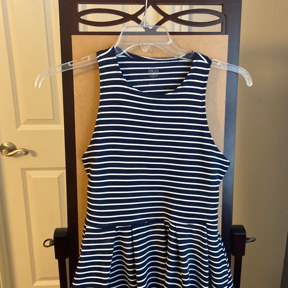 NWOT Jrs L Sonoma striped dress with pockets and cutout back Juniors